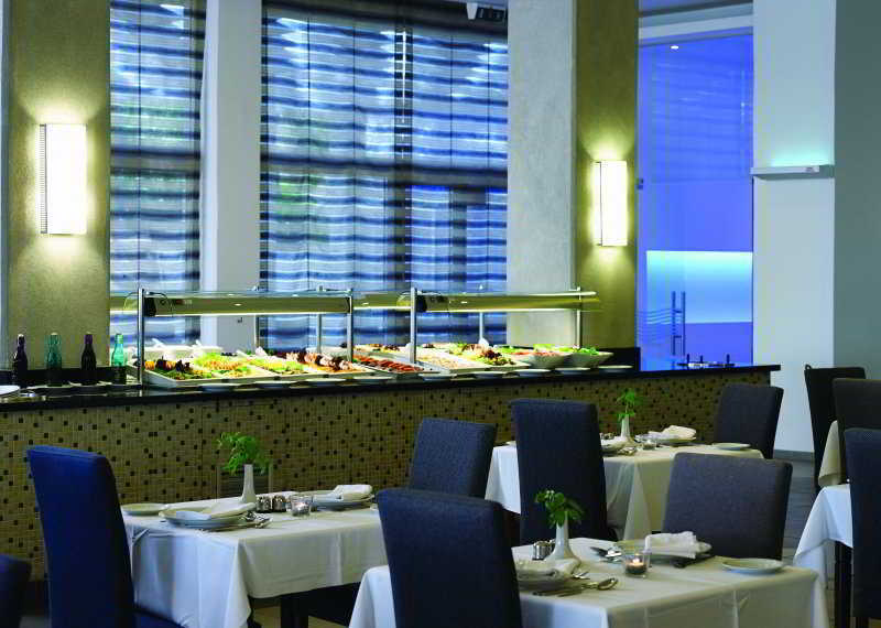 Sentido Kouzalis Beach Hotel Protaras Buitenkant foto