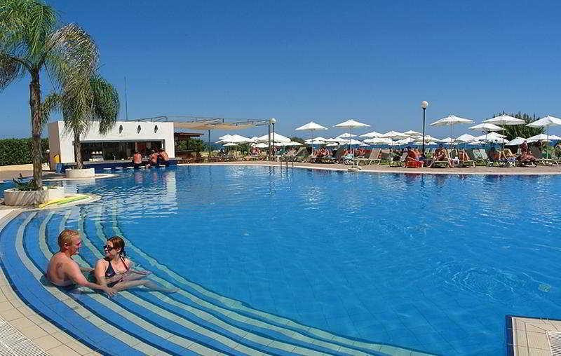 Sentido Kouzalis Beach Hotel Protaras Buitenkant foto
