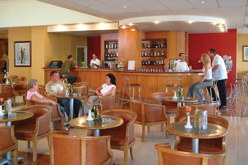 Sentido Kouzalis Beach Hotel Protaras Buitenkant foto